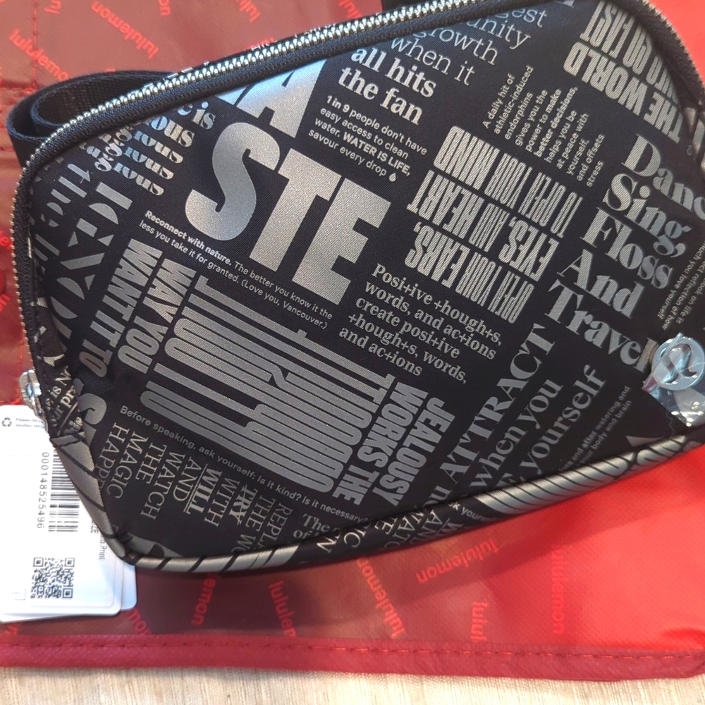 Lululemon everywhere belt bag manifesto print